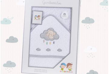 GAMBERRITOS - Capa Baño 100x100 Infantil Bordada 11078 Nube