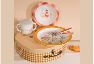 Set Cofre Vajilla Infantil 5 Piezas AMADEUS Granja Justin 168775