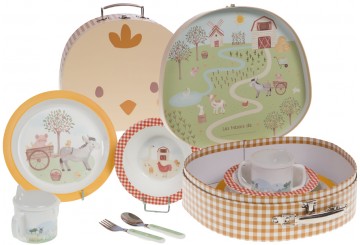 Set Maleta Vajilla Infantil 5 Pz AMADEUS Granja Justin 168775
