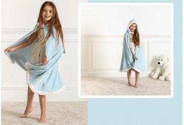 Manta Plaid Capa con Capucha ATMOSPHERA Princesa de Hielo 195837